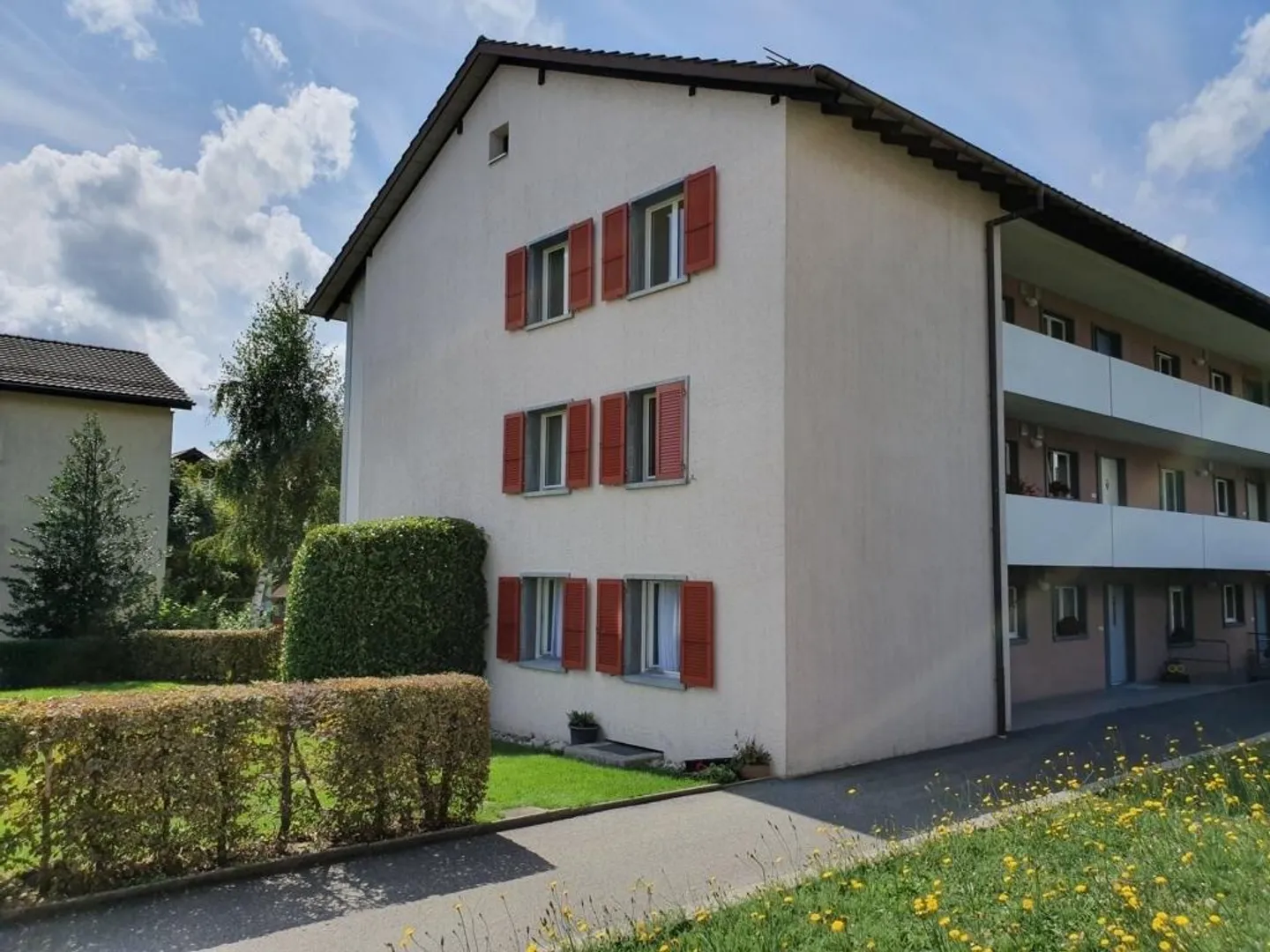 Appartement rénové de 3 pièces à Grosshöchstetten - Photo 2 sur 8