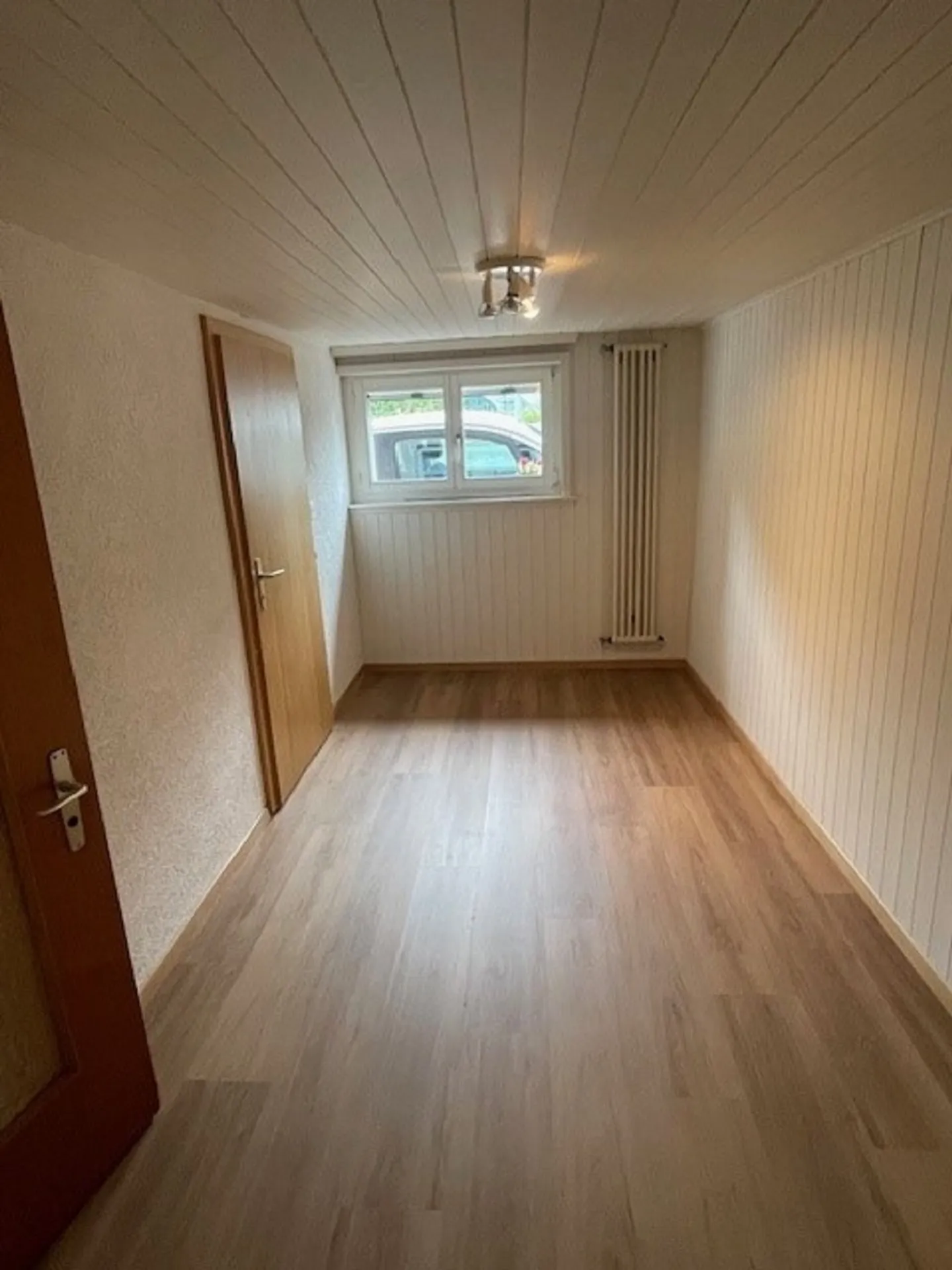 Charming 2-Room Apartment - Photo 2 of 4