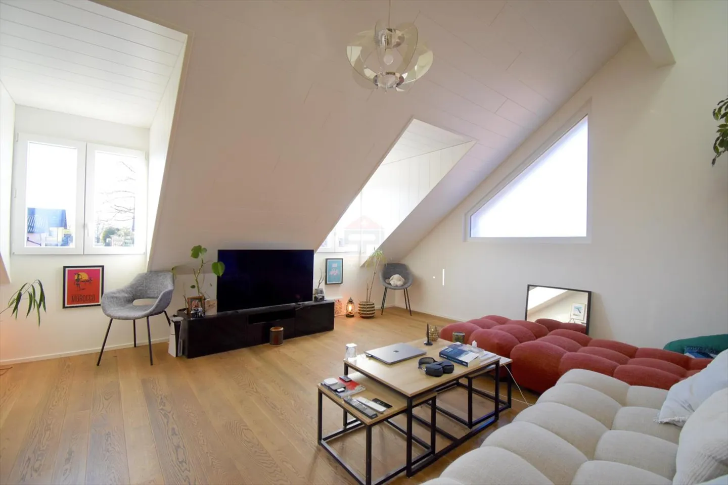 Vivere tra il comfort moderno e la natura? Duplex idilliaco e confortevole - Foto 3 di 13