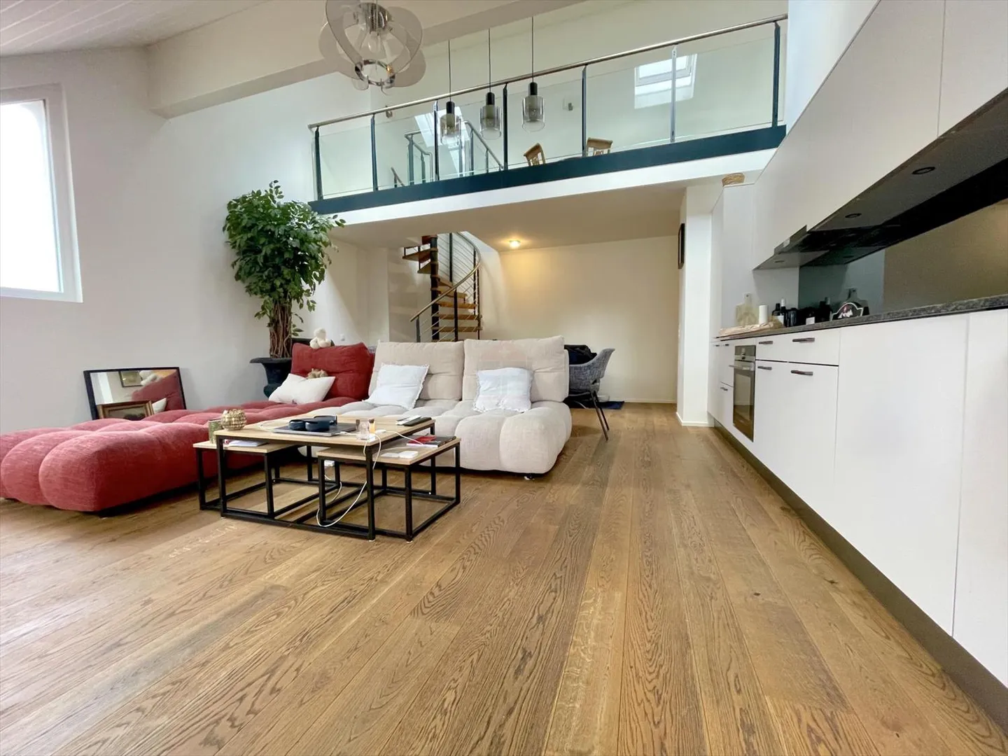 Vivere tra il comfort moderno e la natura? Duplex idilliaco e confortevole - Foto 2 di 13