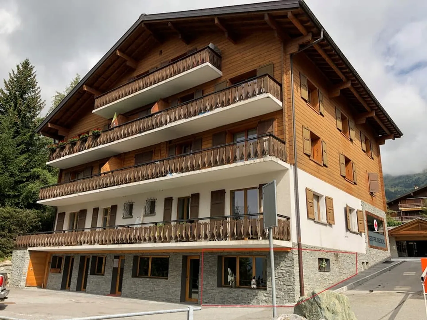 À louer, Bureau, 1936 Verbier, Réf Local N° 19 (10) - Photo 1 sur 1