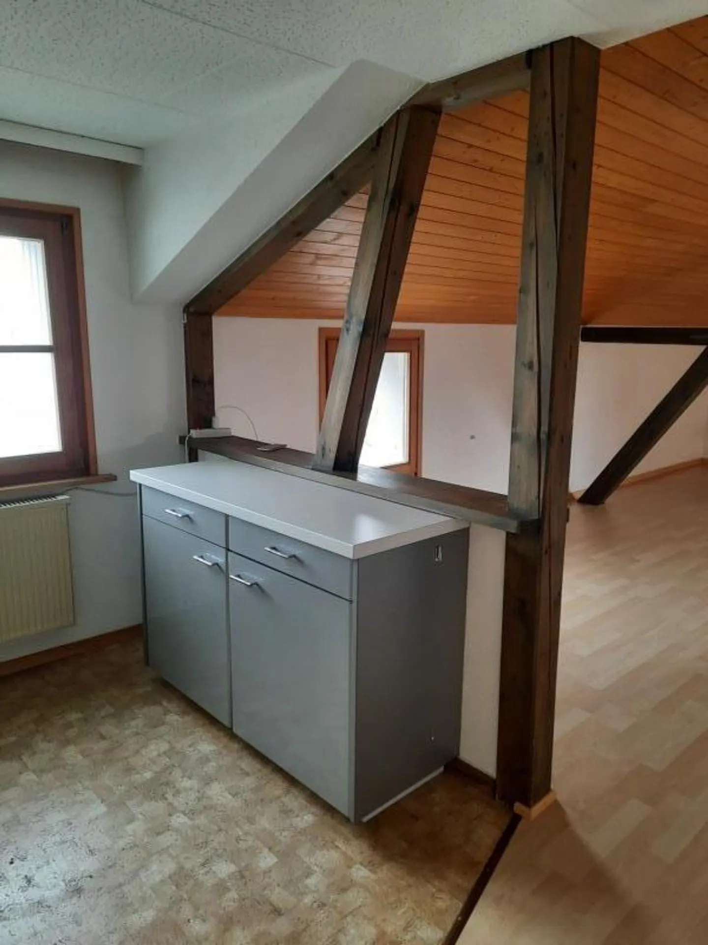 Appartamento centrale di 2,5 stanze con balcone - Foto 3 di 6