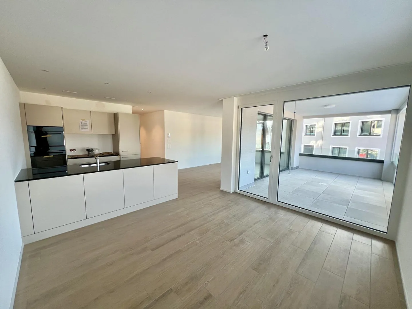 Appartement moderne de 3,5 pièces en première occupation - Photo 1 sur 10