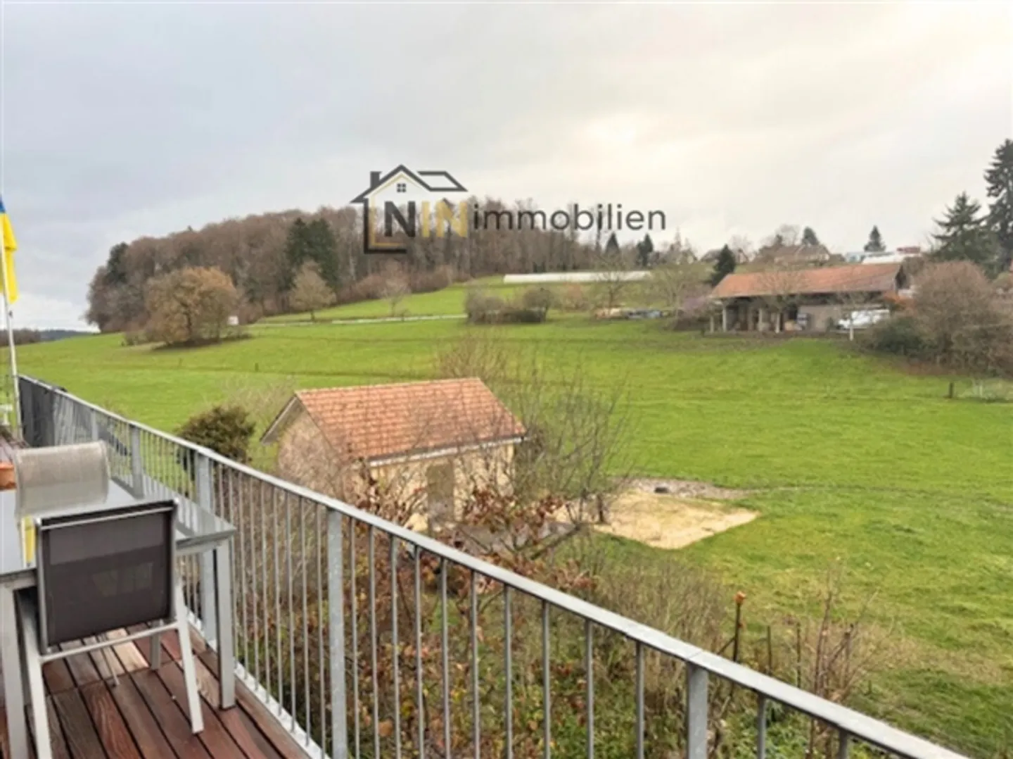 Wohnung mieten - Foto 3 von 9