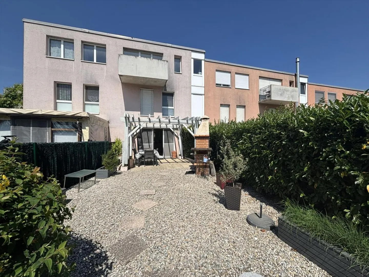 Villa adiacente 4.5 stanze a Orbe - Foto 9 di 10