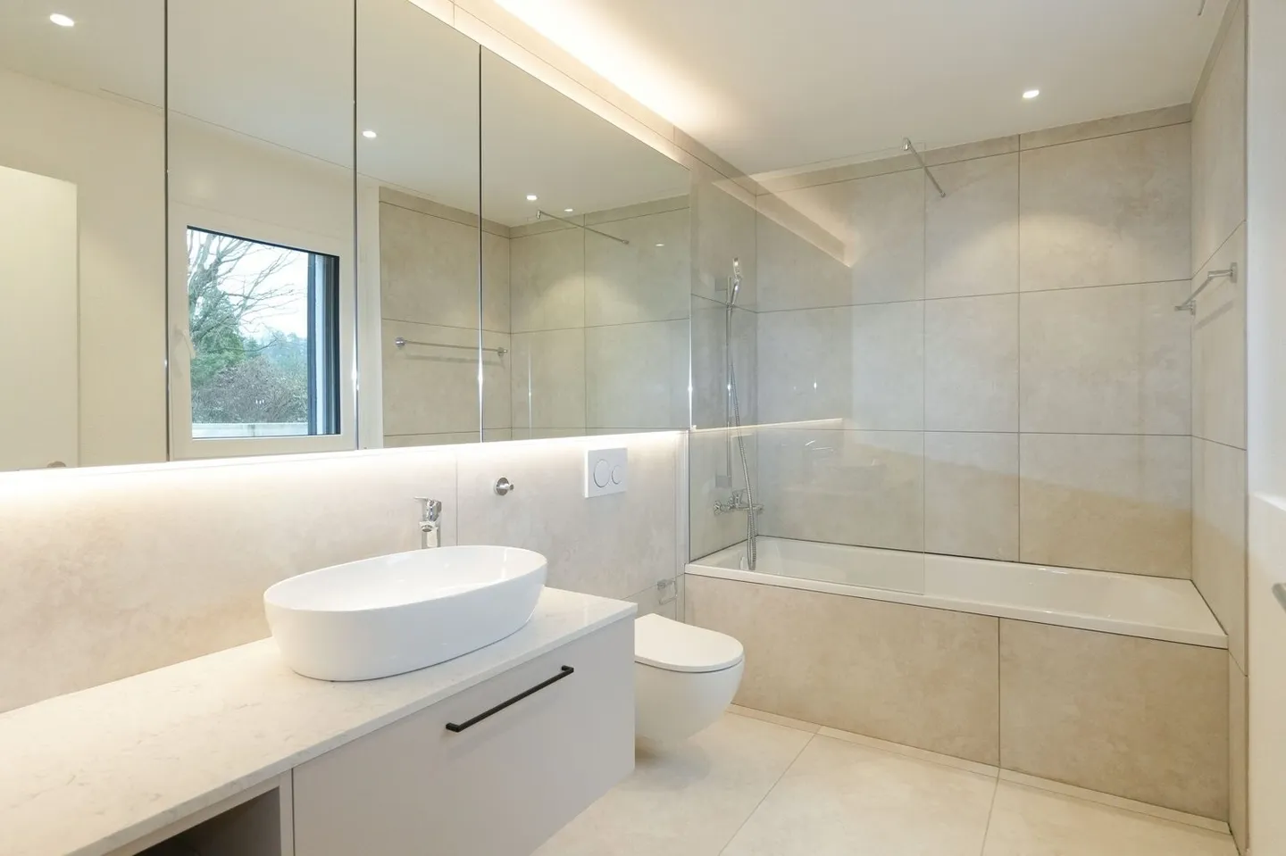 Moderno appartamento 4.5 locali con terrazza a Grenchen - Foto 10 di 13