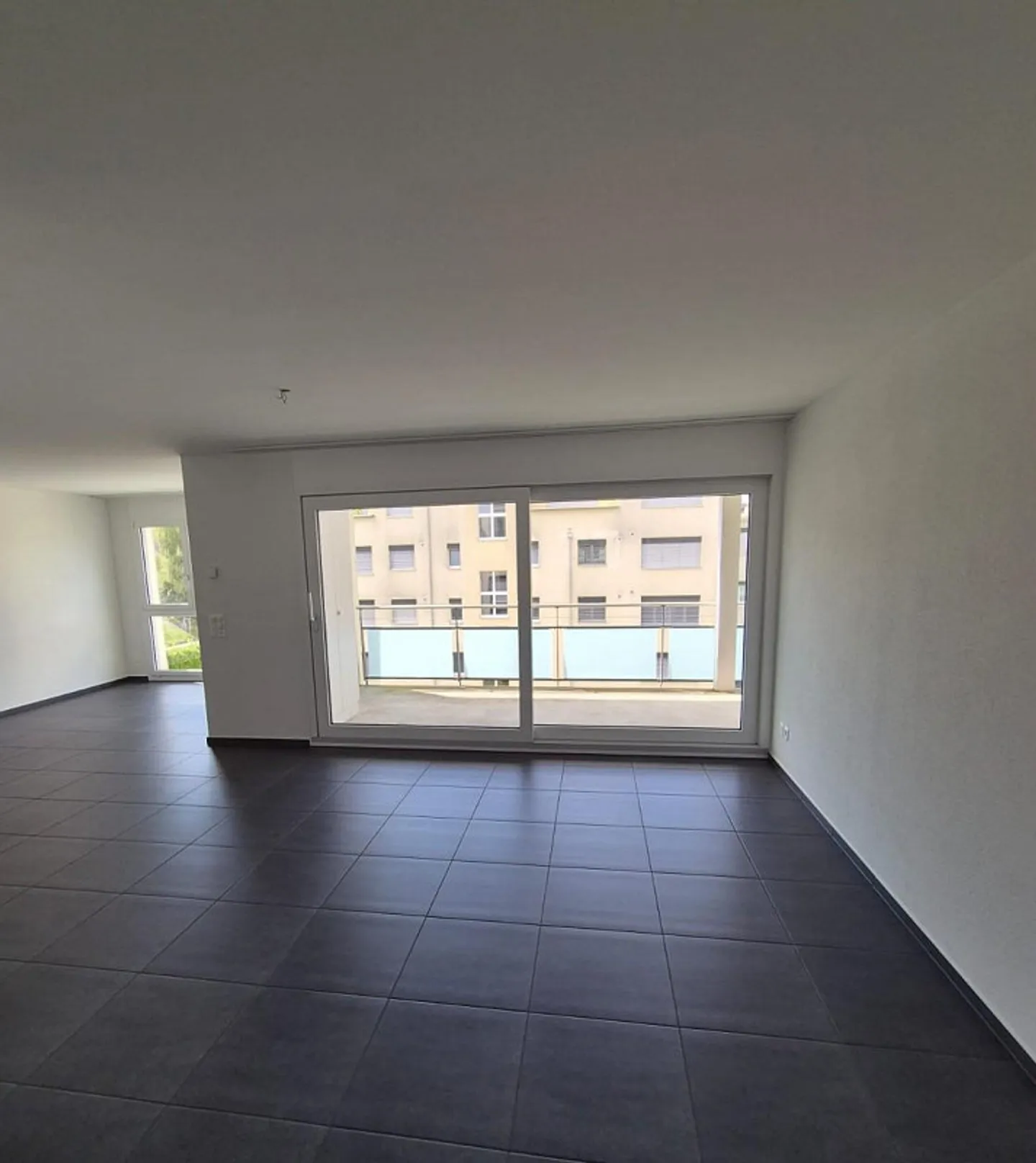 attraktive 4.5 Zimmer-Eigentumswohnung - Foto 5 von 12
