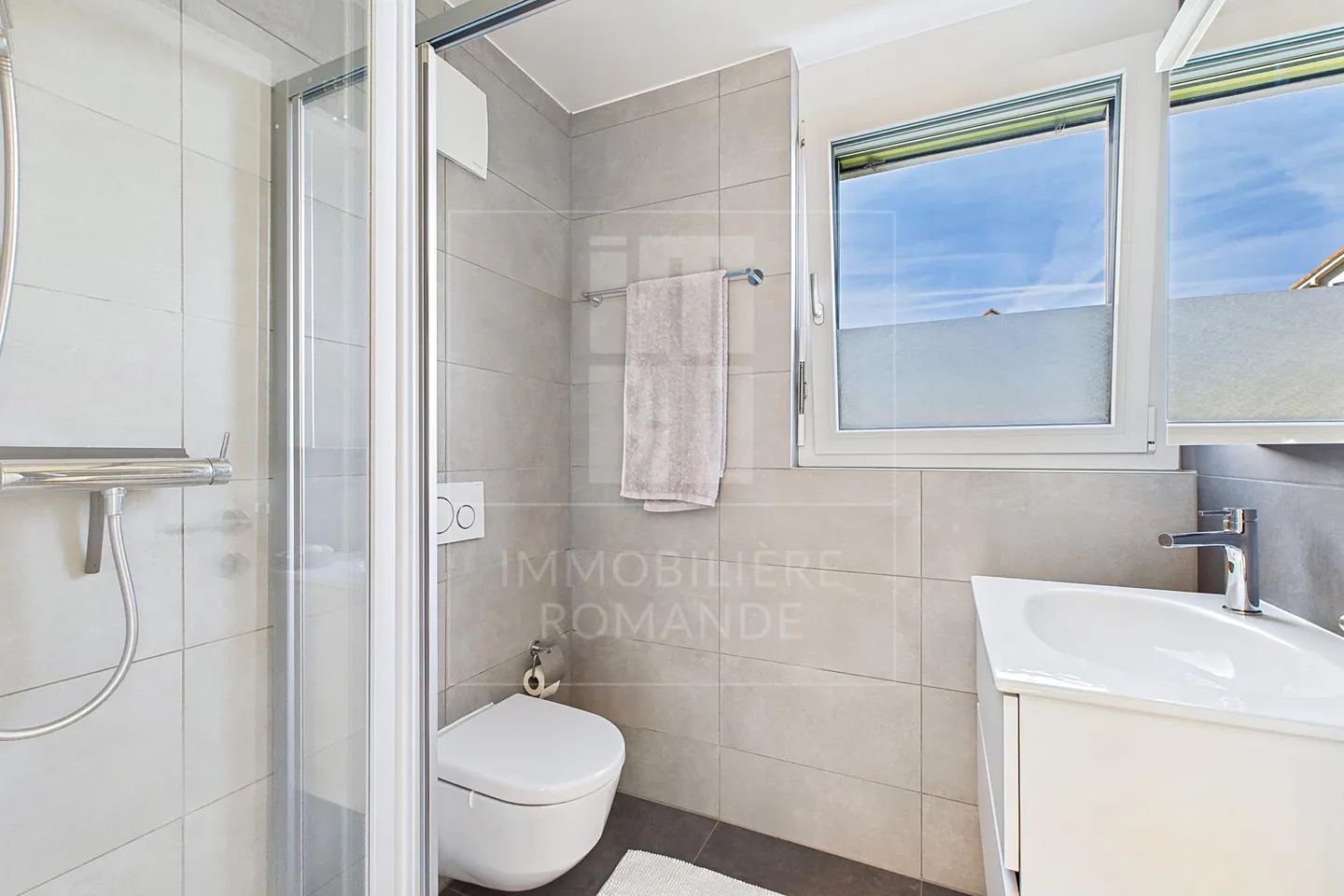 Charming 3.5 Room Apartment - Photo 10 of 11