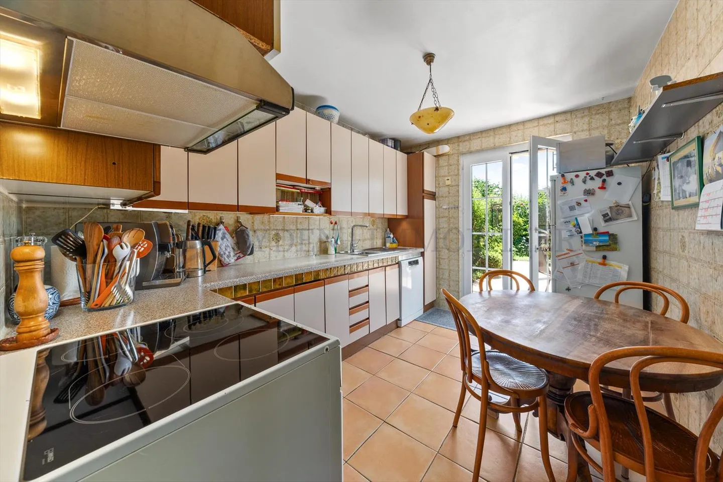ESCLUSIVITÀ!! Villa tradizionale molto piacevole con 7 stanze - Foto 4 di 8