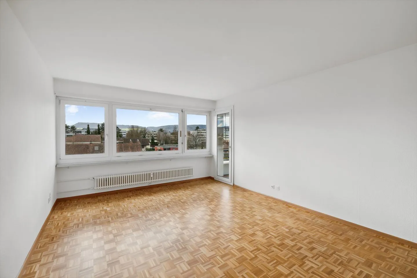 Fantastischer Ausblick - Grosszügige Wohnung zu vermieten - Foto 2 von 8