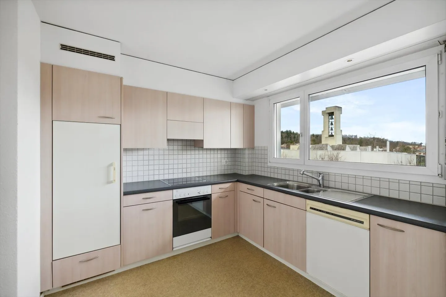 Fantastischer Ausblick - Grosszügige Wohnung zu vermieten - Foto 3 von 8