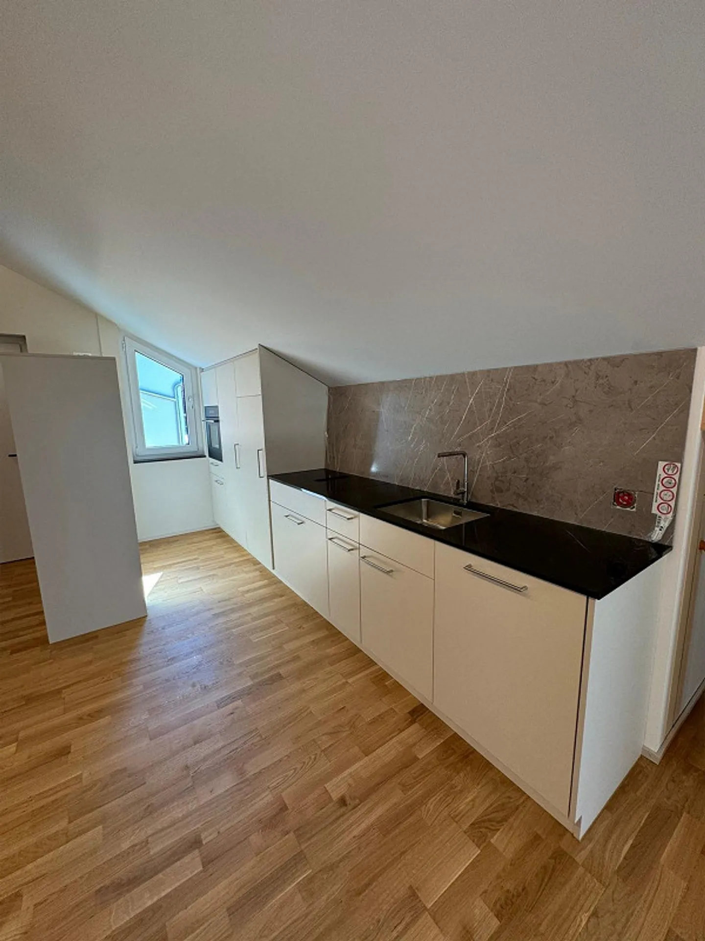 Newly built penthouse apartment in Nesslau with breathtaking views - Photo 8 of 15