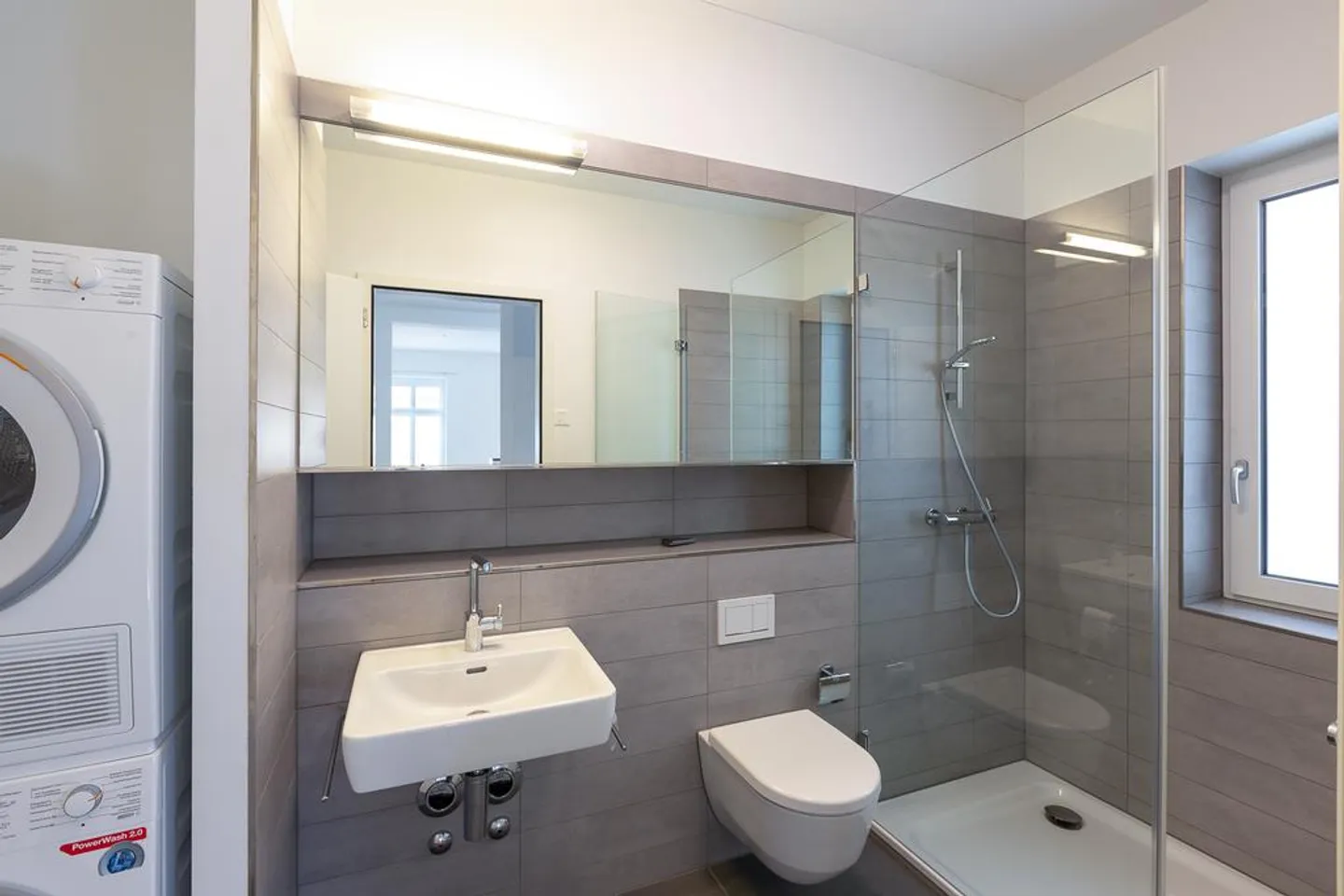 Appartement unique de 3,5 pièces dans la Freien Strasse - Photo 8 sur 12