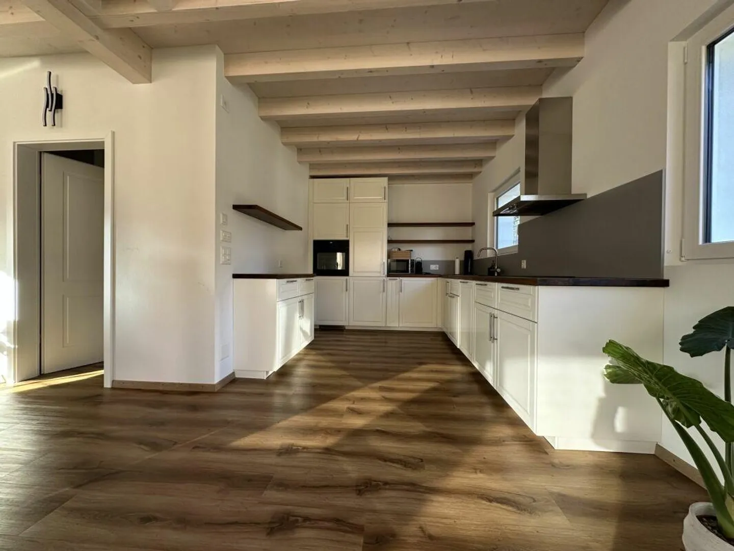 Neuwertiges, modernes Einfamilienhaus an bevorzugter Wohnlage - Foto 5 von 11