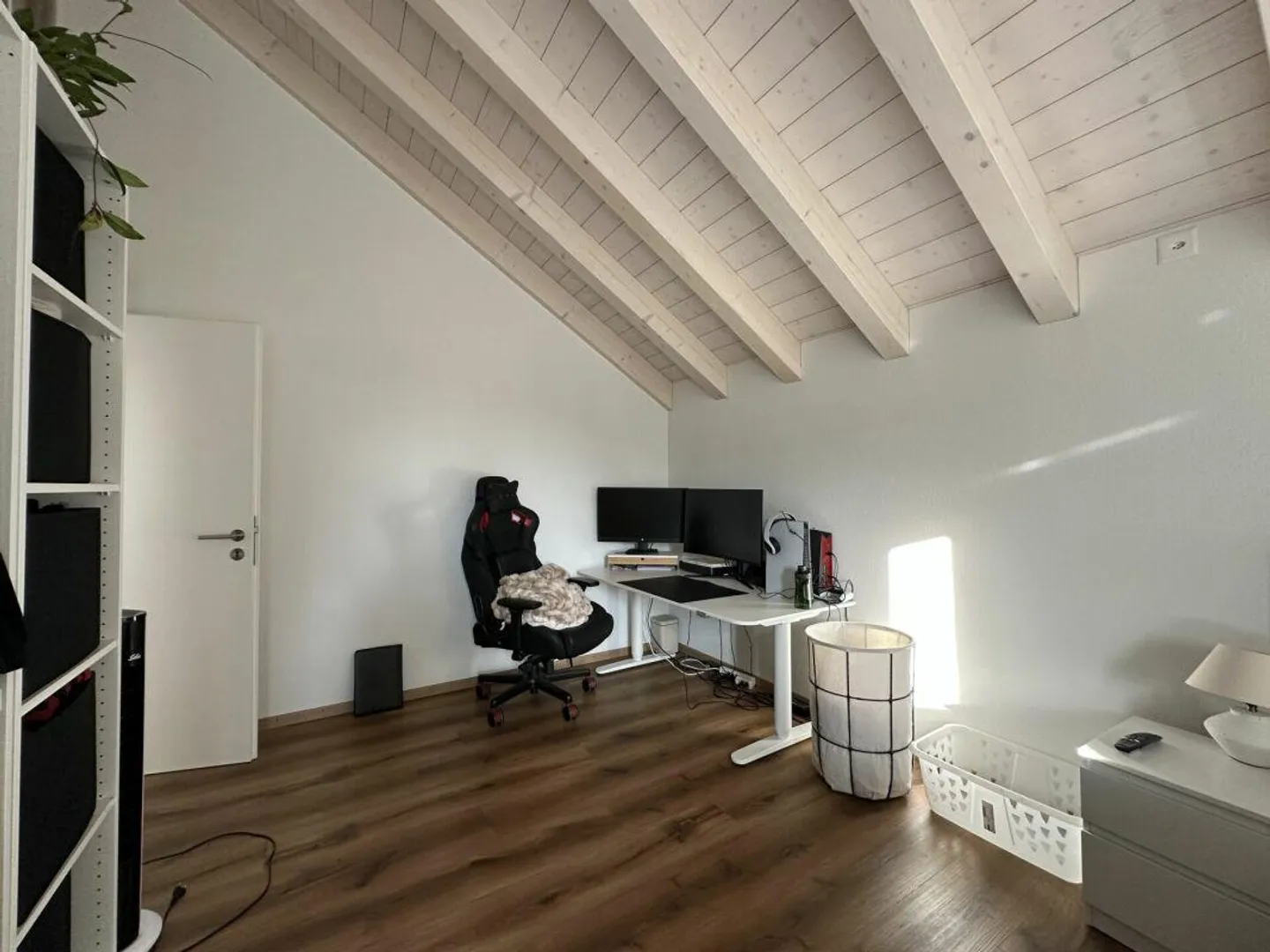 Neuwertiges, modernes Einfamilienhaus an bevorzugter Wohnlage - Foto 9 von 11