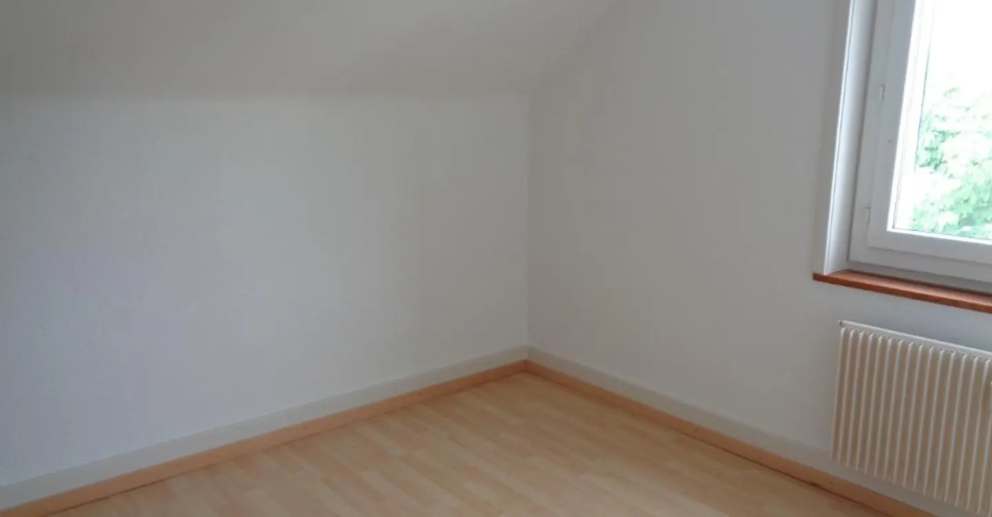 Wohnung in einem kleinen Gebäude mit 3 Einheiten - Foto 3 von 7