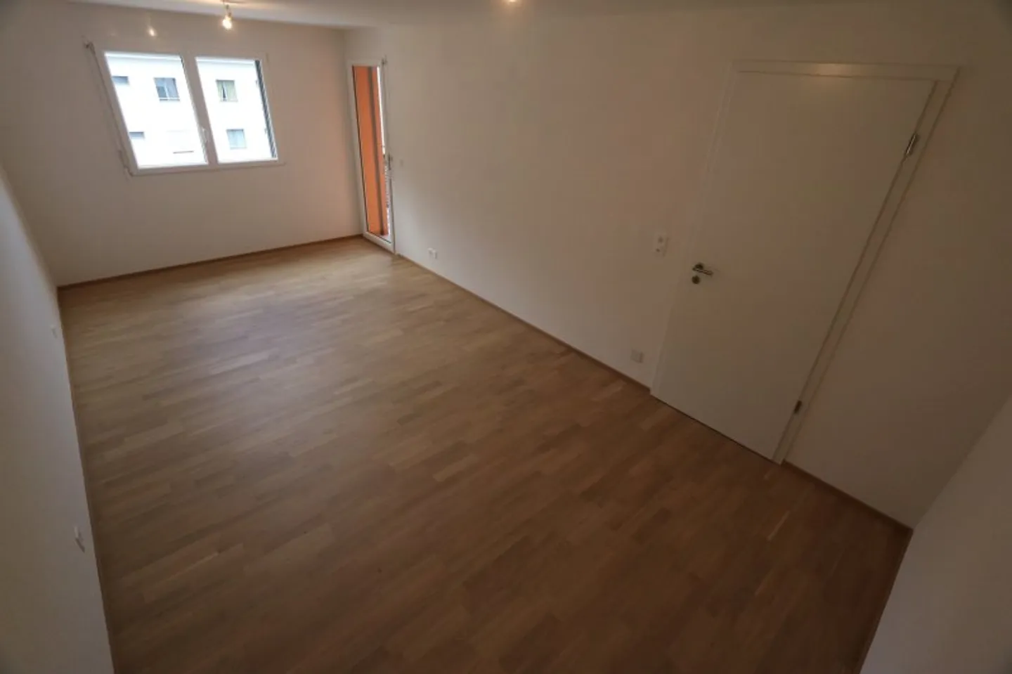 Appartement 2.5 pièces - Photo 4 sur 6