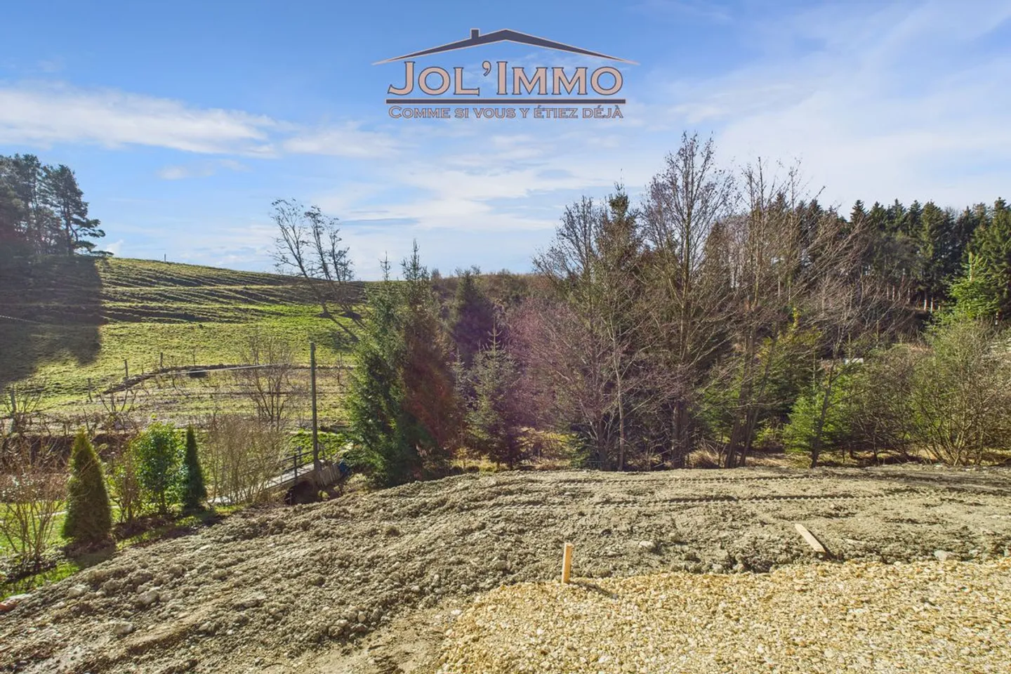 6.5 Room House - Photo 3 of 13