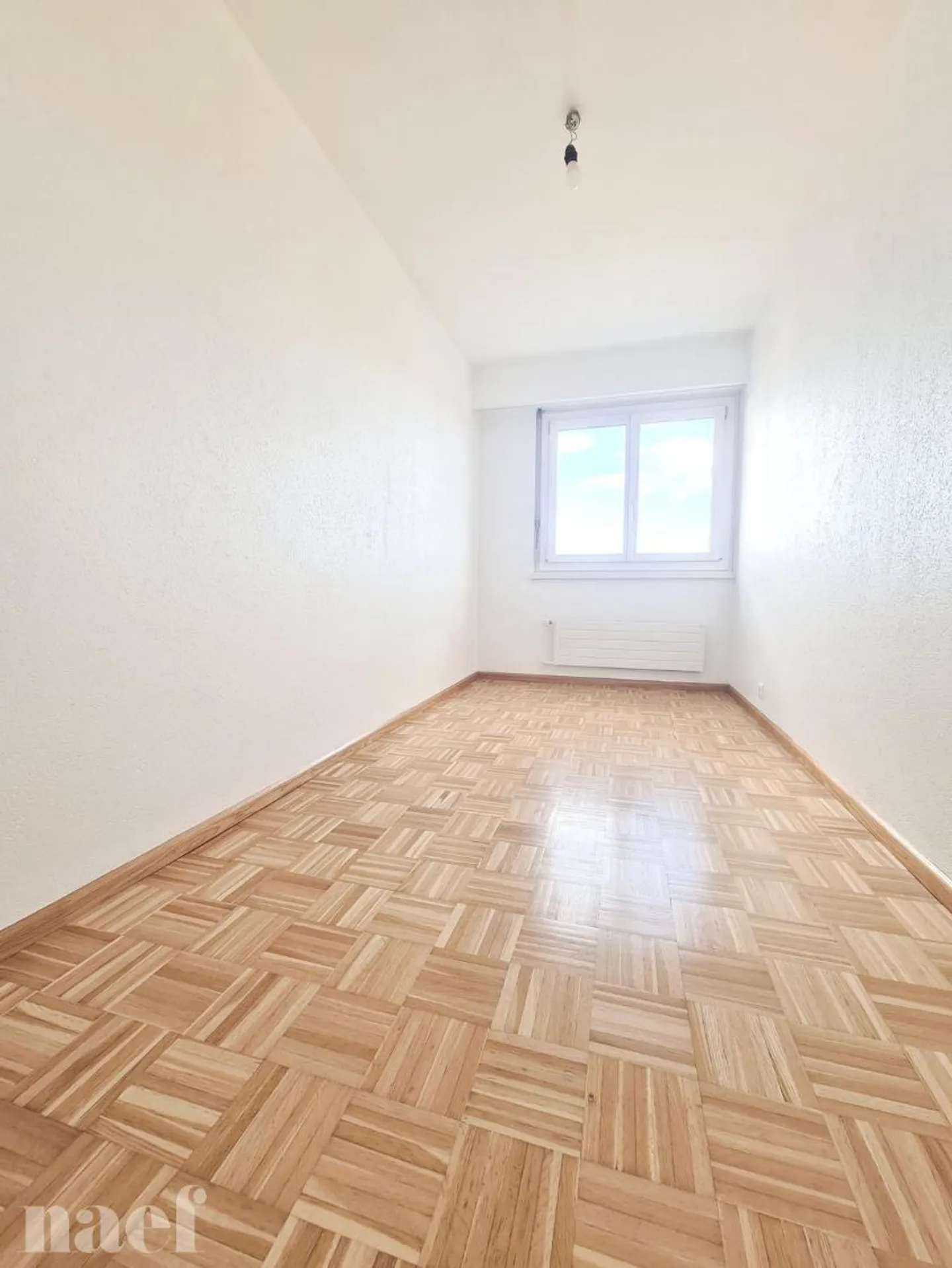 Appartamento con 3 Camere e Vista Lago - Foto 5 di 9