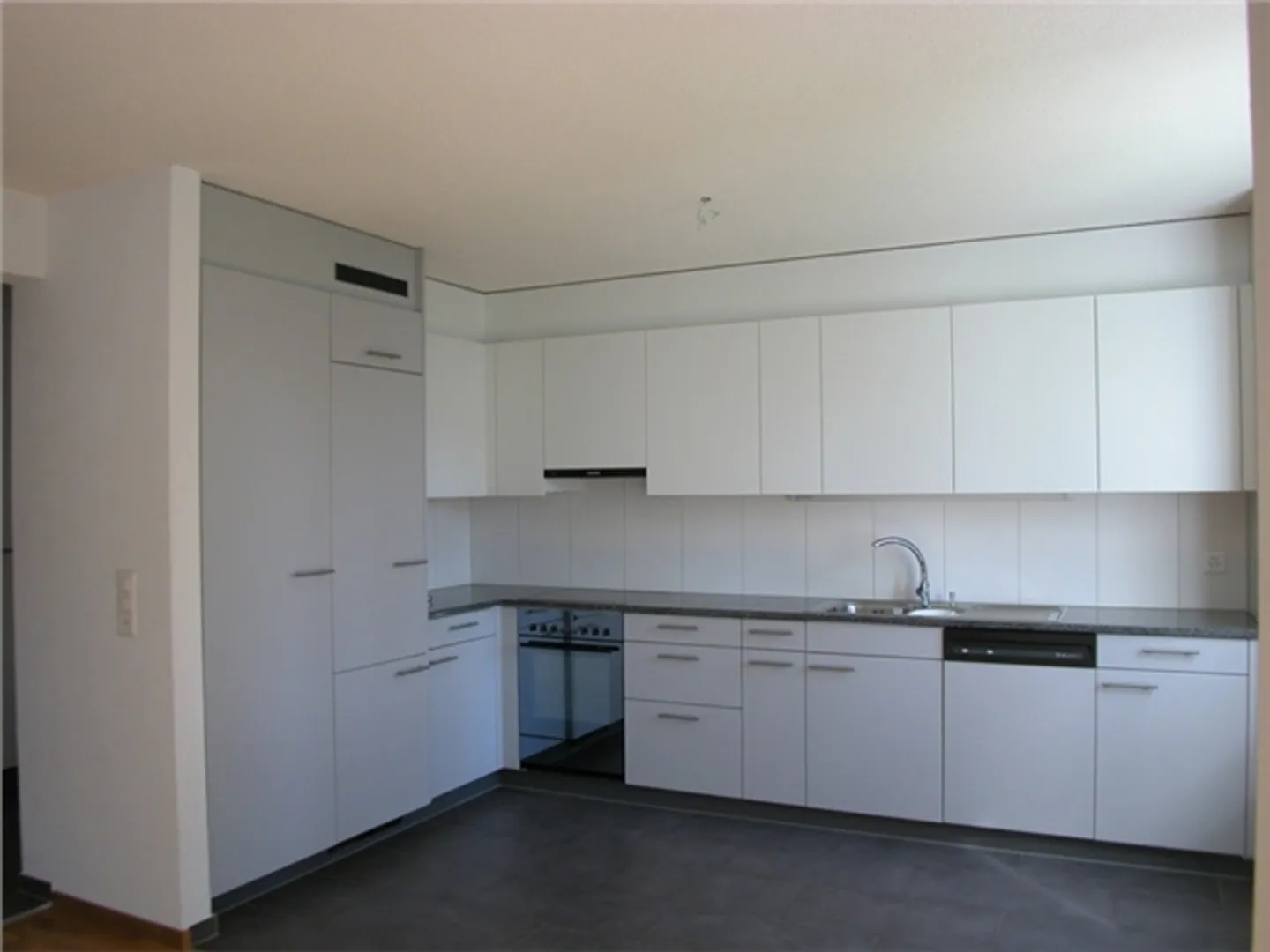 «Appartement lumineux et calme / Helle, ruhige Wohnung» - Photo 2 sur 7