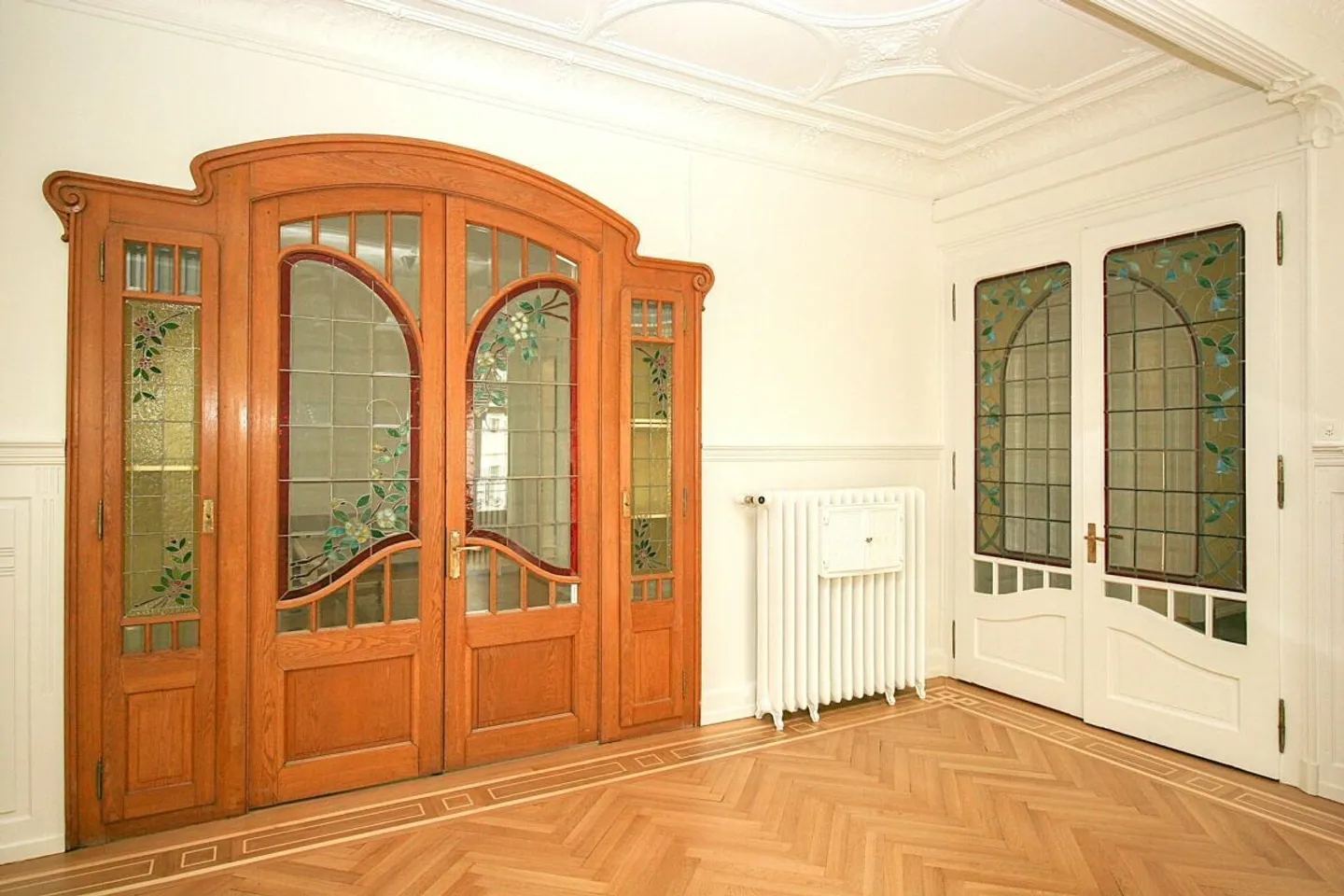 «Außergewöhnliche Räumlichkeiten von 220 m2 in einem Gebäude mit Charakter» - Foto 3 von 14