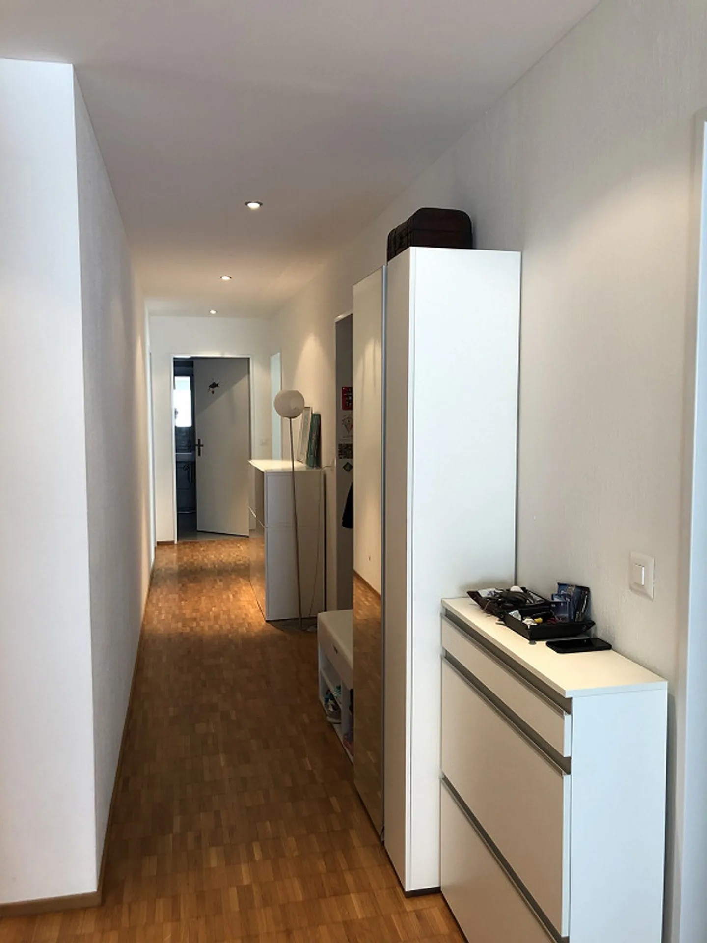 Spacious 4.5-room apartment in a family-friendly neighborhood - Photo 9 of 11