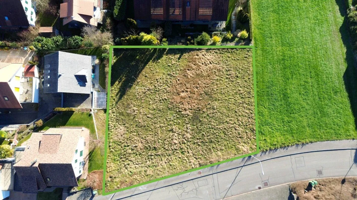 Terreno attraente a portata di mano! - Foto 9 di 9