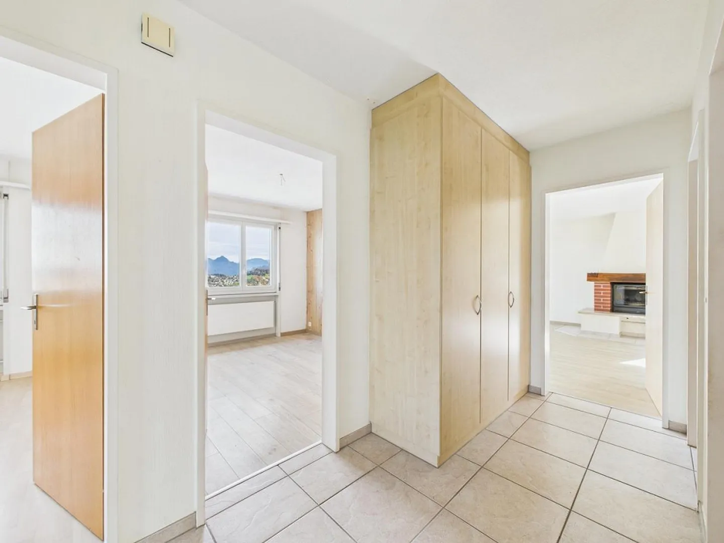 Charmantes Einfamilienhaus mit Einliegerwohnung und Ausbaupotenzial - Foto 5 von 19