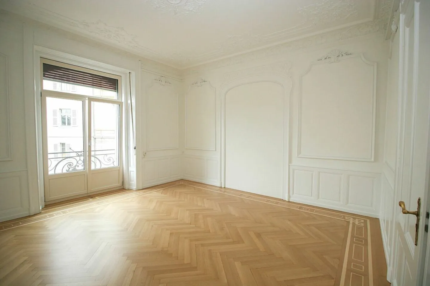 «Außergewöhnliche Räumlichkeiten von 220 m2 in einem Gebäude mit Charakter» - Foto 8 von 14