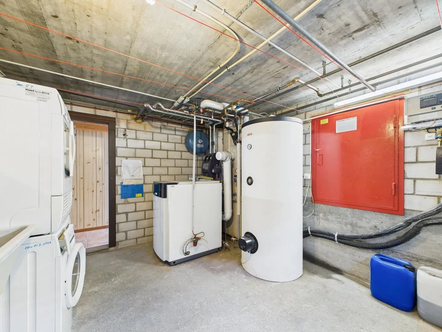 Charmantes Einfamilienhaus mit Einliegerwohnung und Ausbaupotenzial - Foto 9 von 19