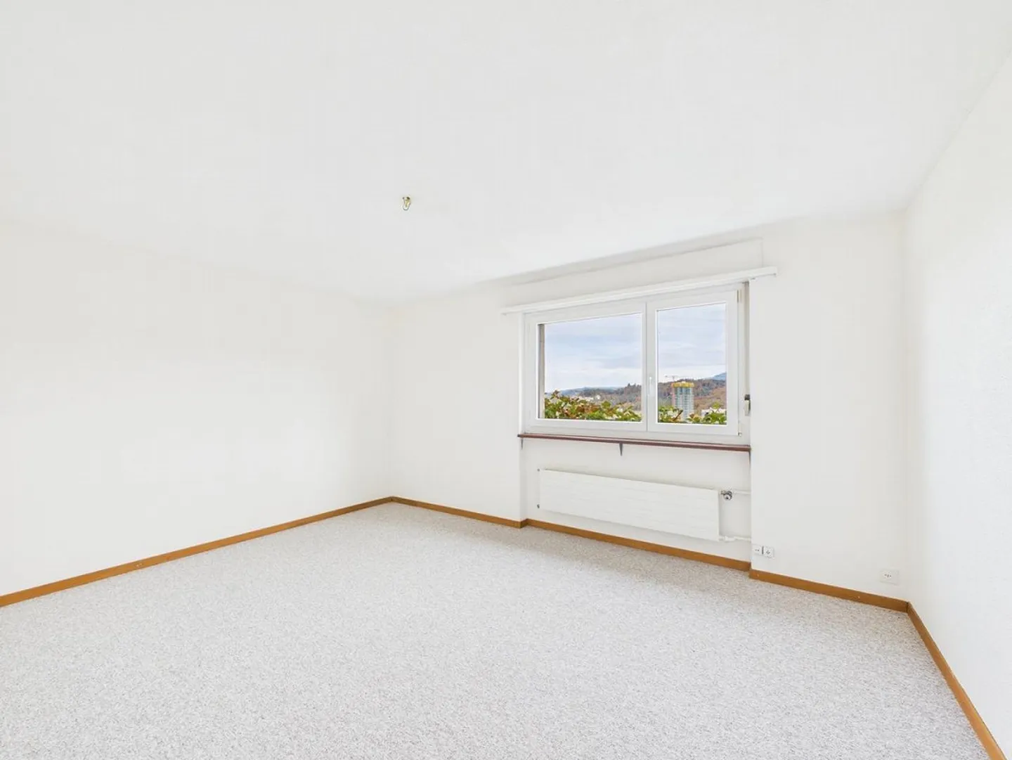 Charmantes Einfamilienhaus mit Einliegerwohnung und Ausbaupotenzial - Foto 10 von 19