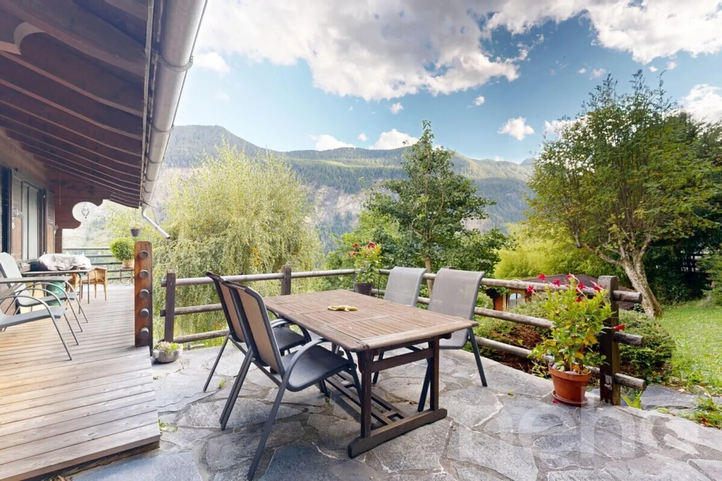 Salvan, magnifica proprietà con vista mozzafiato e ambiente verdeggiante - Foto 12 di 12