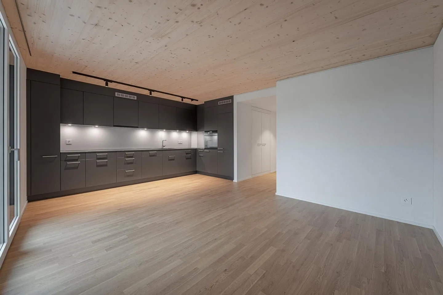 4.5 Room Apartment in Uster - Photo 5 of 8