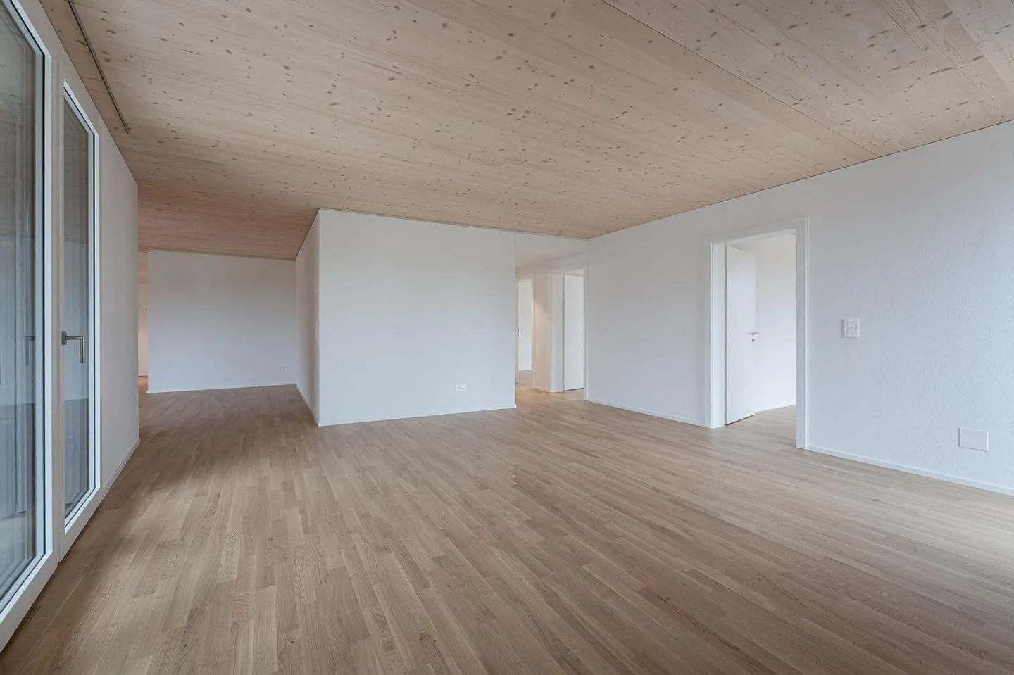 4.5 Room Apartment in Uster - Photo 6 of 8