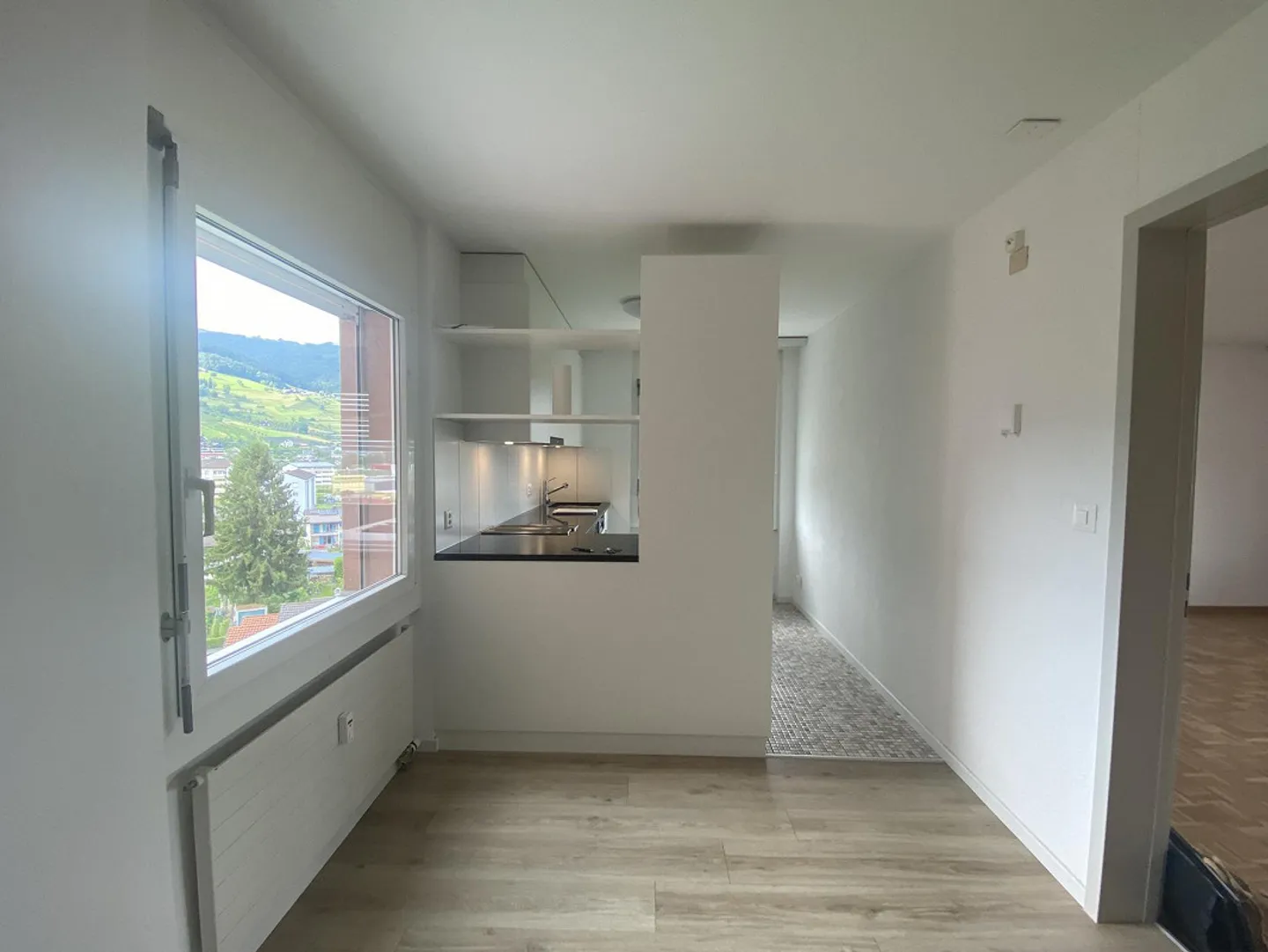 Charmante 3.5 Zimmer Wohnung - Foto 4 von 10