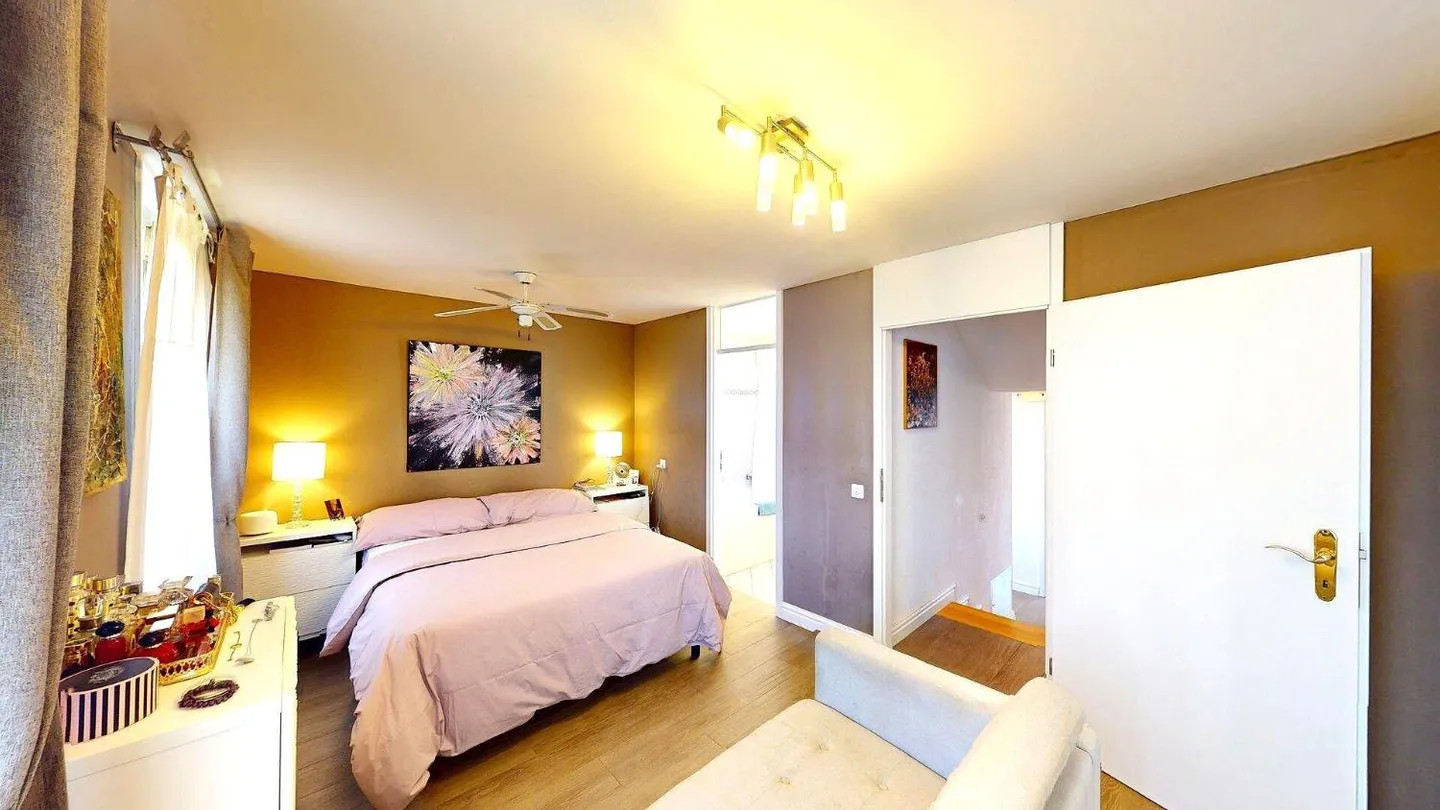 7-room adjoining house - Photo 3 of 7