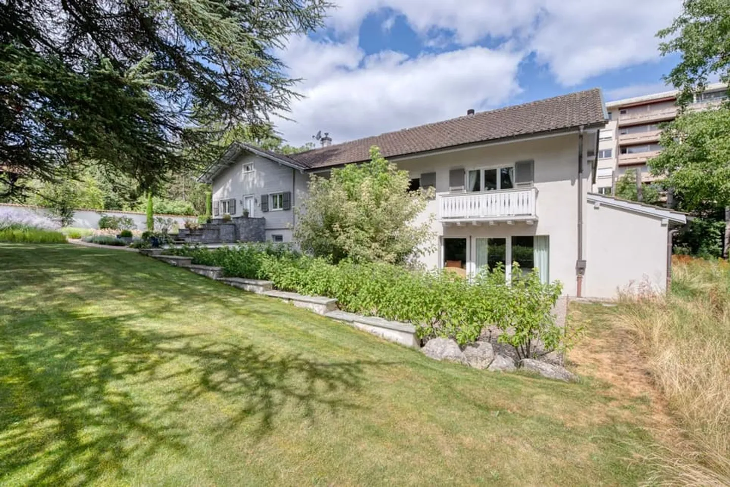 Magnifique maison familiale de charme à Versoix - Photo 3 sur 13