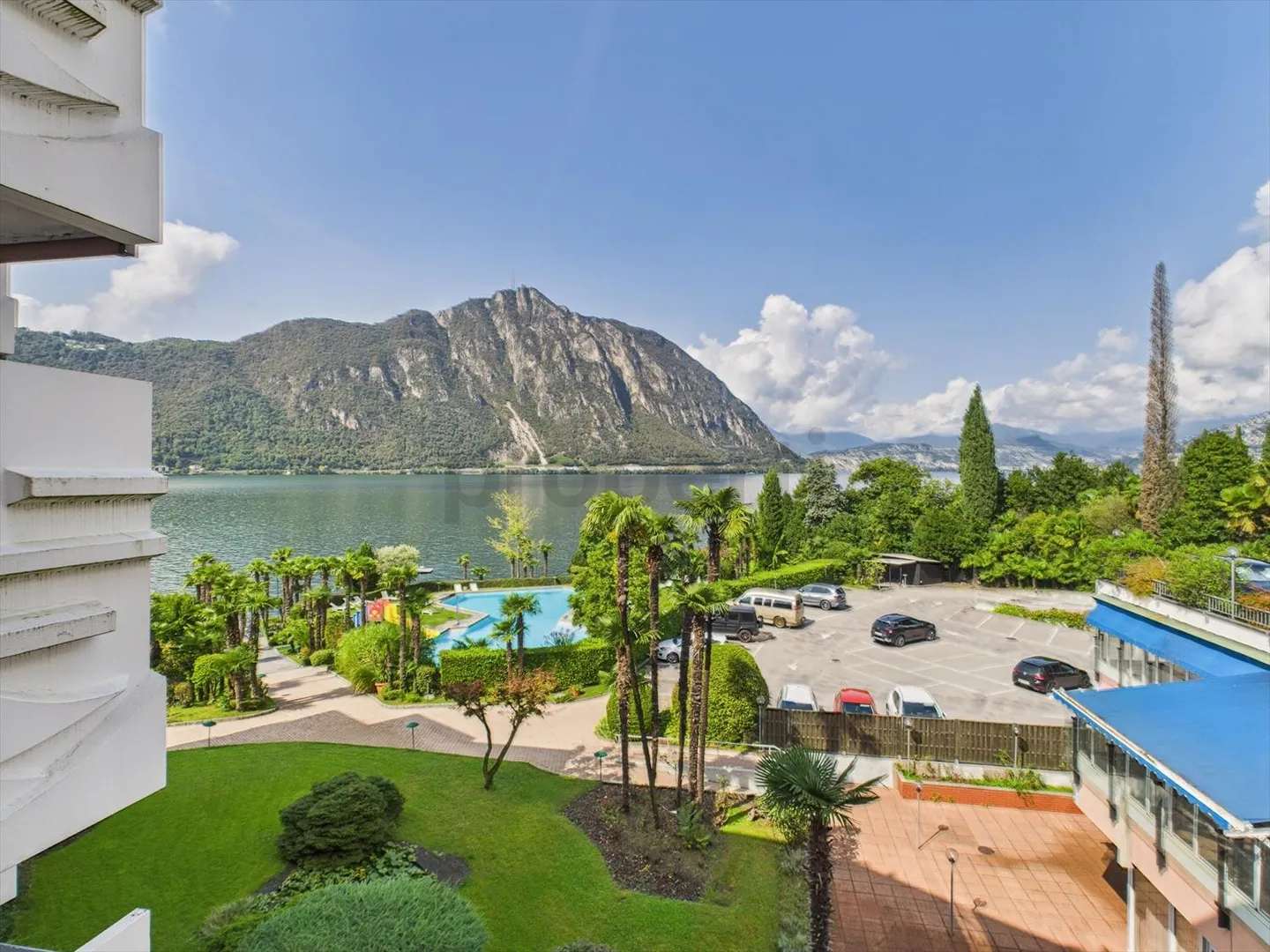 Appartamento 2,5 locali con vista lago e piscina condominiale - ideale come residenza principale, seconda casa o investimento per affitti a breve termine! - Foto 10 di 11