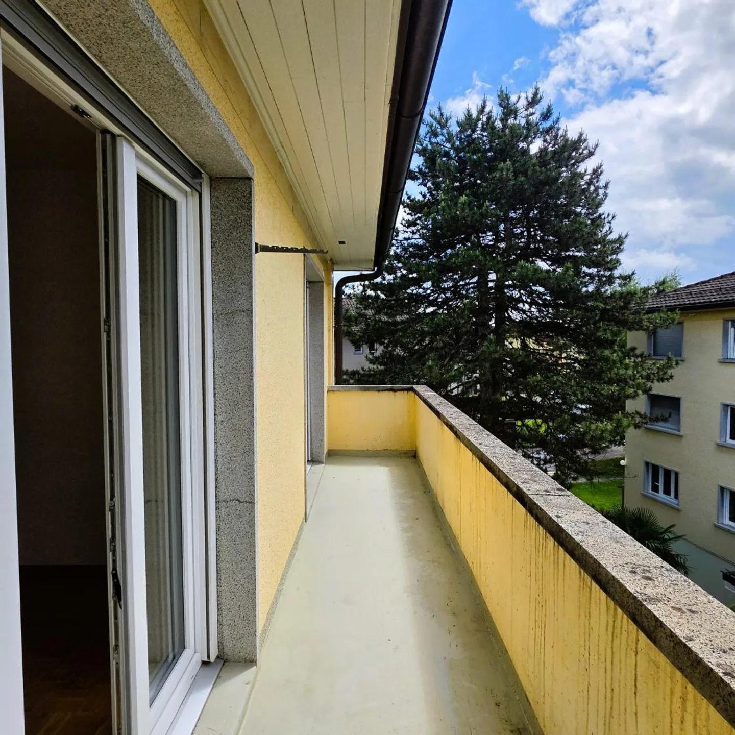3.5 Room Apartment - Photo 1 of 7