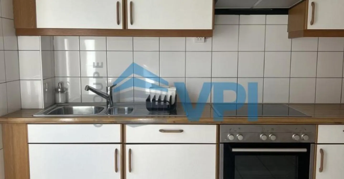 Schöne 5-Zimmer-Wohnung im Herzen von Eaux-Vives - Foto 9 von 13