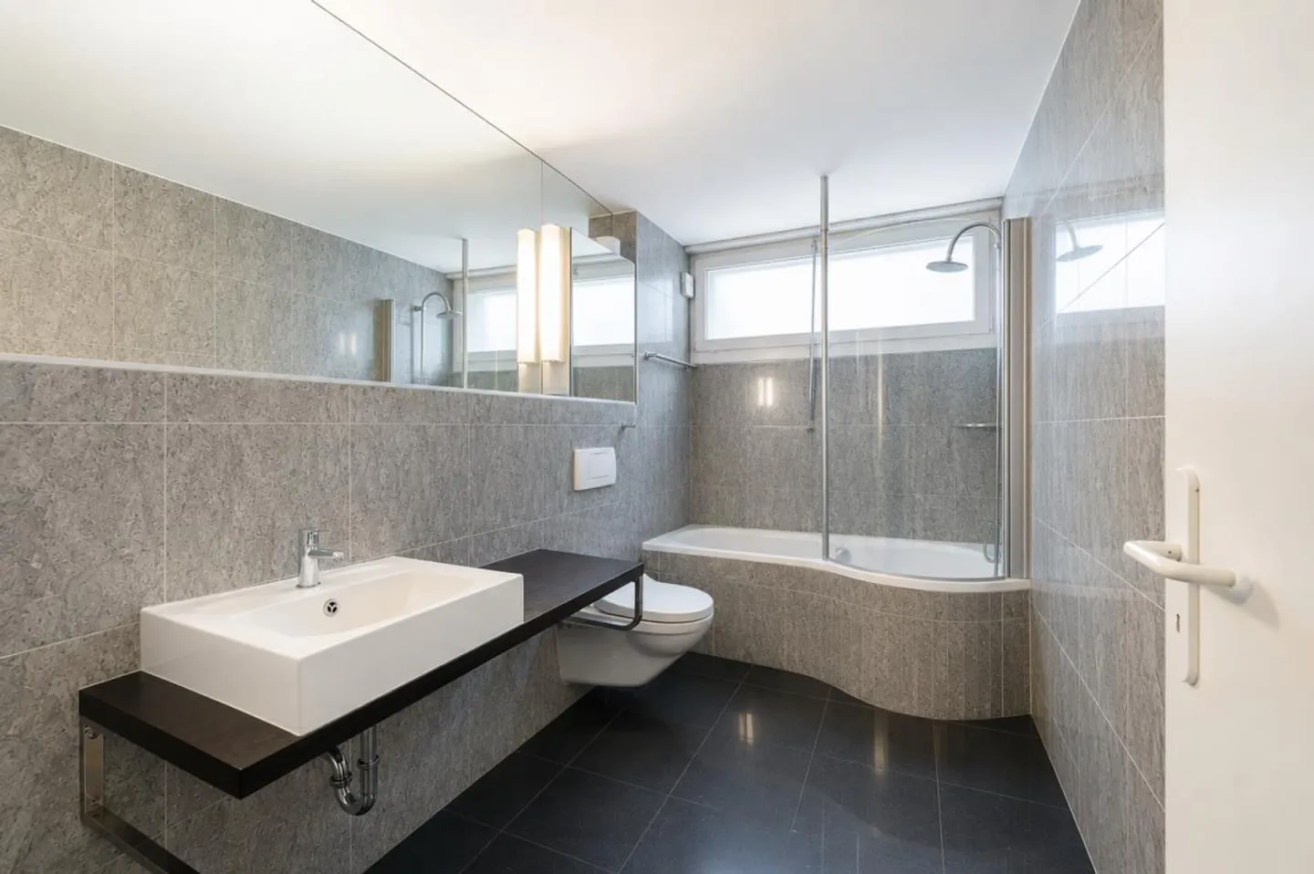 Charming Townhouse in Gockhausen - Photo 16 of 19