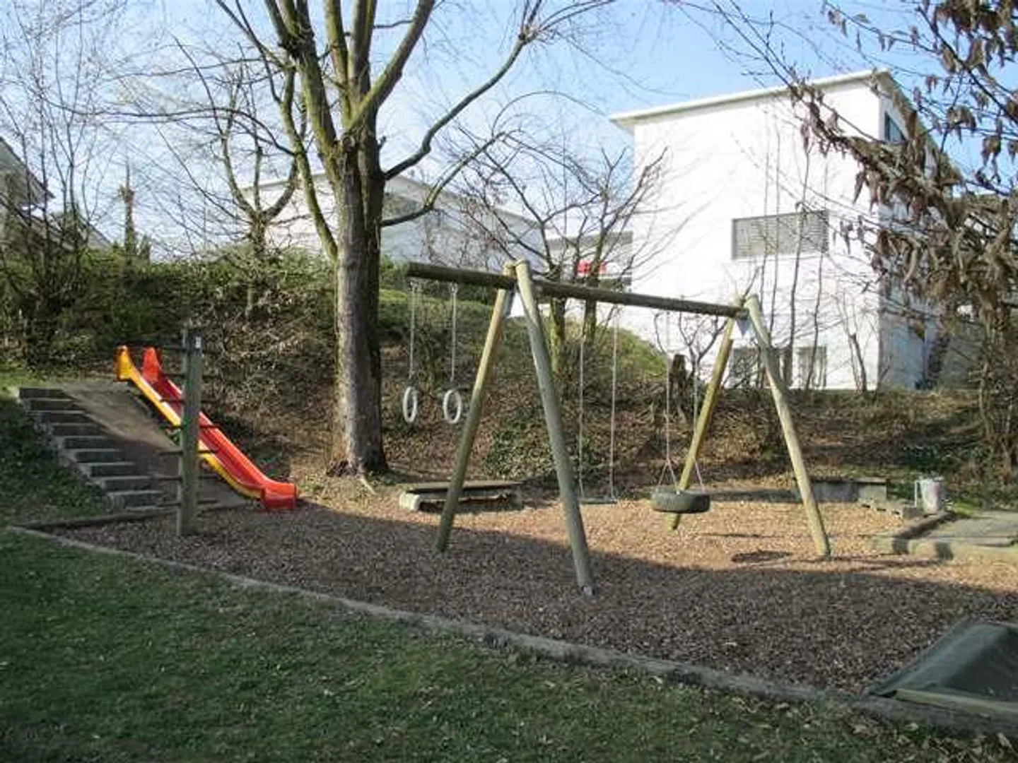 Modernes Apartment mit Balkonen - Foto 4 von 8