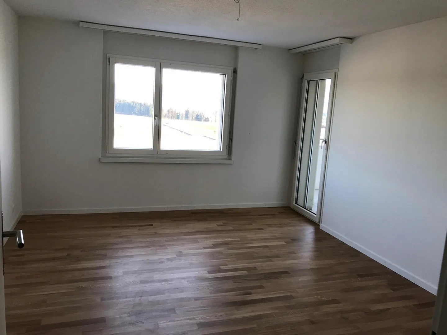 Modernes Apartment mit Balkonen - Foto 7 von 8