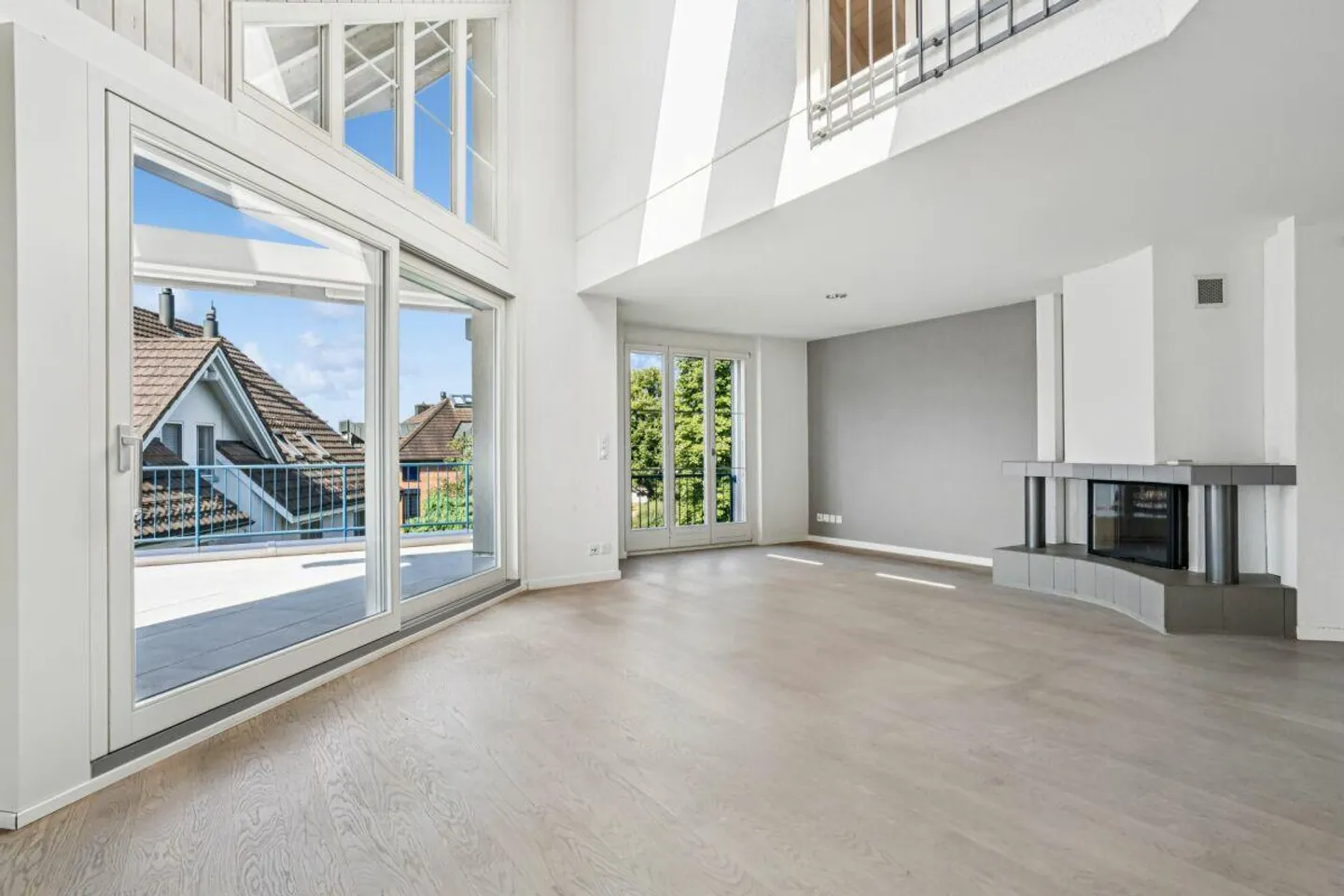 Magnifique appartement en attique 5 1/2 pièces au cœur de Hünenberg - Photo 1 sur 26