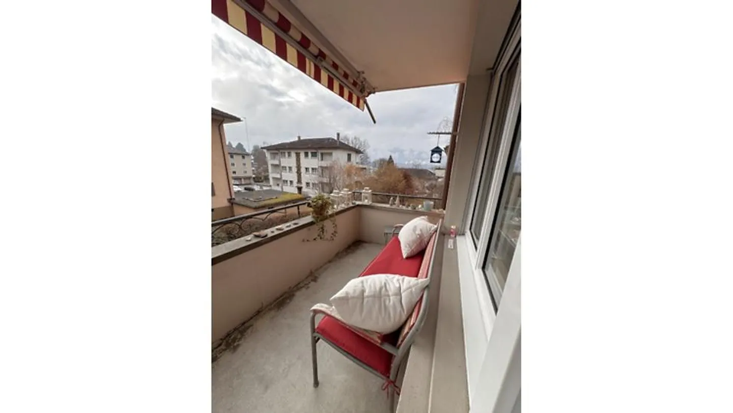 3 ROOM APARTMENT IN HÜNIBACH (BE), FURNISHED, TEMPORARY - Photo 6 of 9