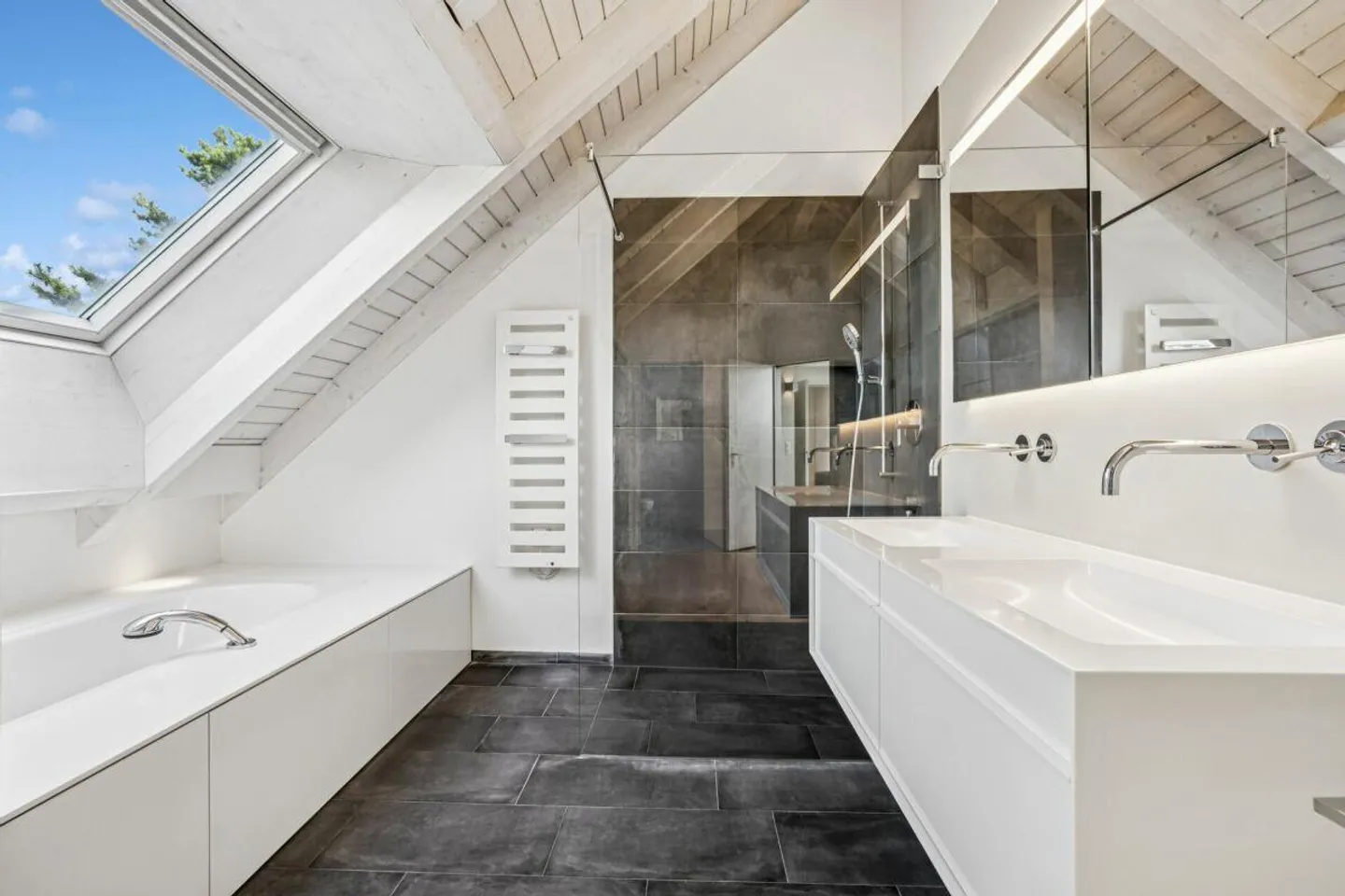 Magnifique appartement en attique 5 1/2 pièces au cœur de Hünenberg - Photo 18 sur 26