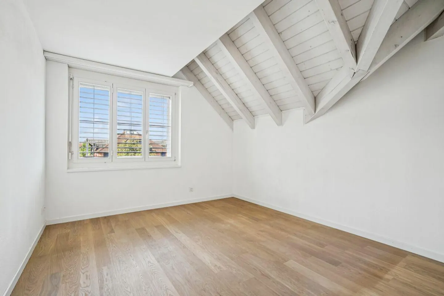 Magnifique appartement en attique 5 1/2 pièces au cœur de Hünenberg - Photo 11 sur 26