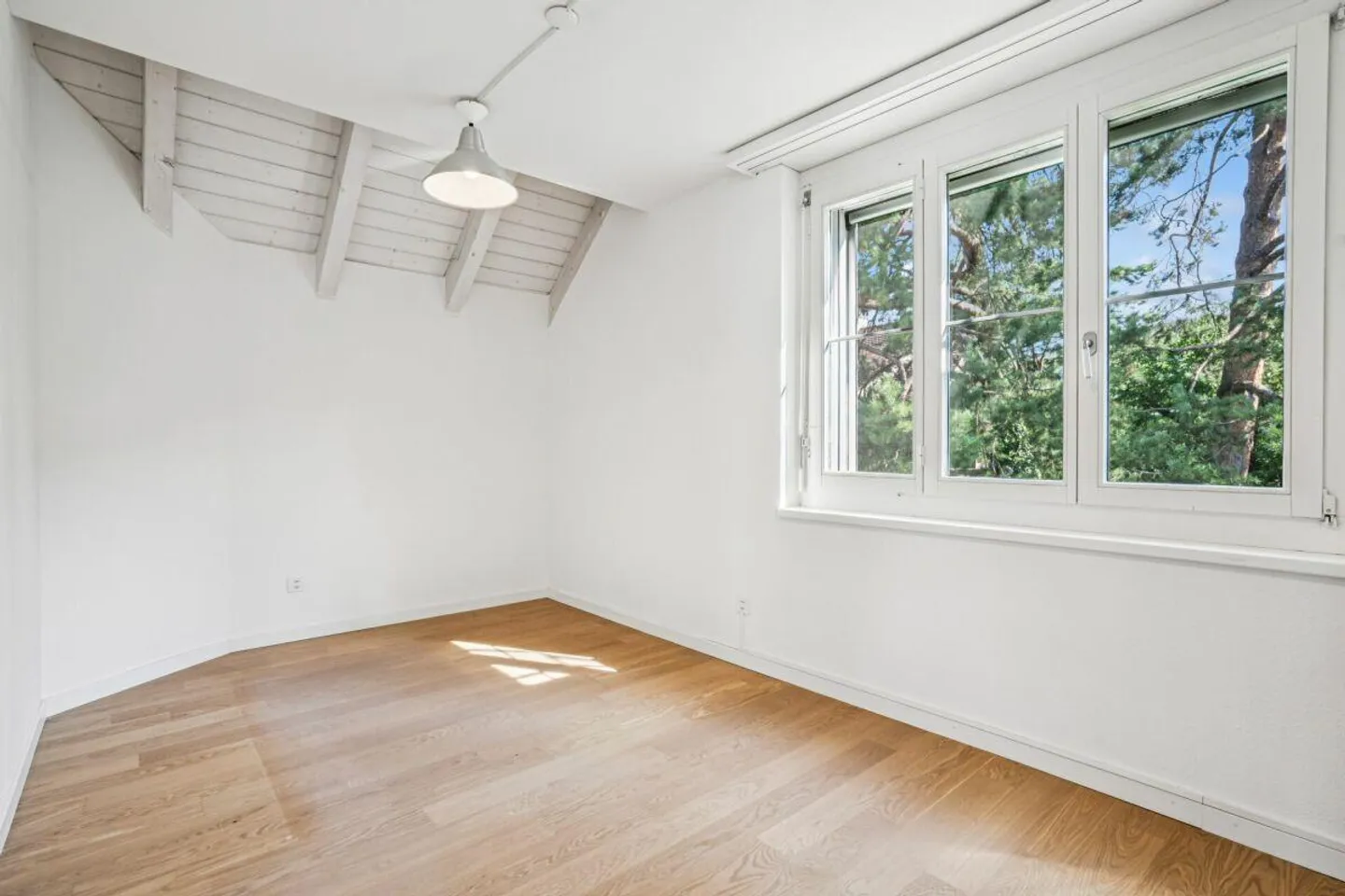 Magnifique appartement en attique 5 1/2 pièces au cœur de Hünenberg - Photo 13 sur 26