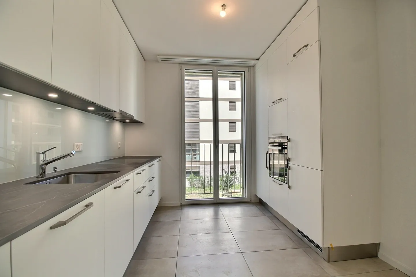 Charmante 4,5-Zimmer-Wohnung neu in Marly! - Foto 3 von 11