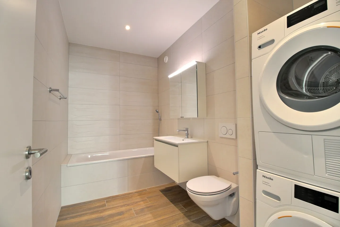 Charmante 4,5-Zimmer-Wohnung neu in Marly! - Foto 4 von 11